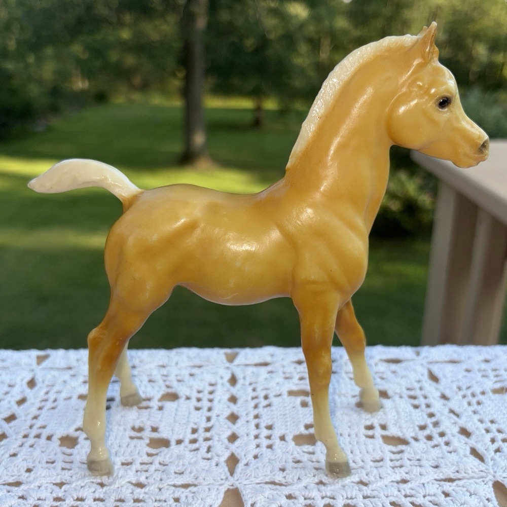 Vintage Breyer #6 Charity Matte Palomino Family Arabian Foal 1968-1987 Model